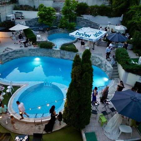 Hotel Brilliance Varna Esterno foto